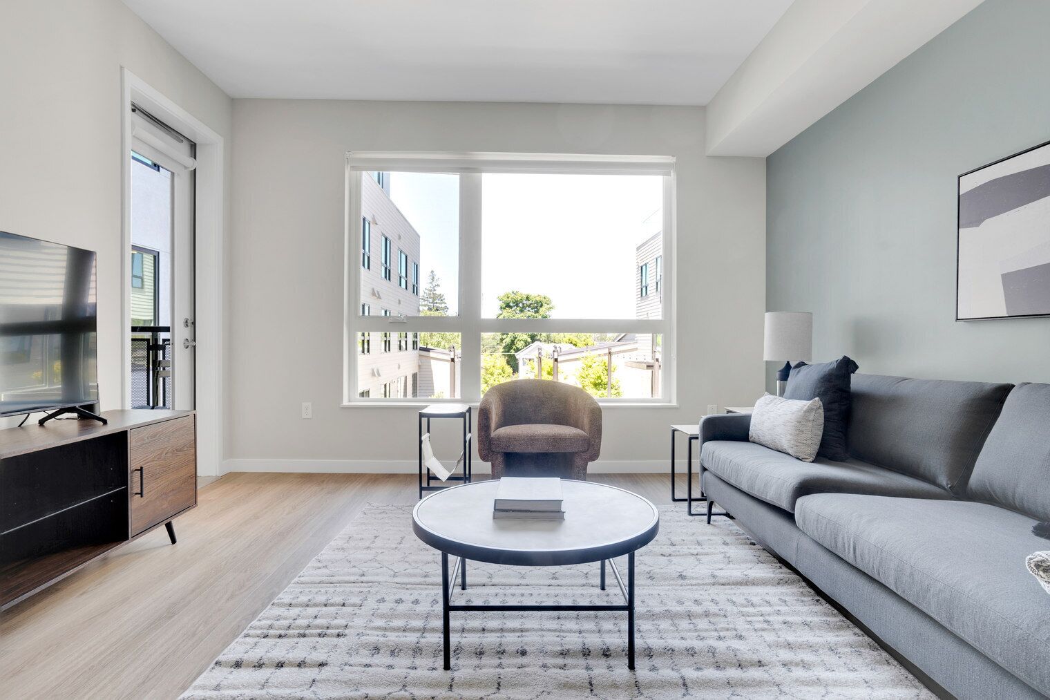 Premium Sunnyvale 1BR w/ Gym & W/D, walk to Caltrain, by Blueground