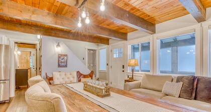 Serene condo with skiing, fireplace, mountainview, & washer/dryer