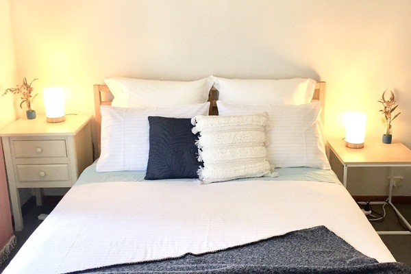 Master Bedroom, New Queen Bed+Soft Top Mattress, lamps, plugboards, + Single Bed