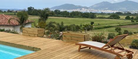 Alberca al aire libre