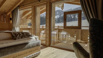 3 Schlafzimmer, Zimmersafe, Schreibtisch, Reisekinderbett