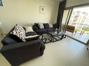 Elite Apartment | Living area