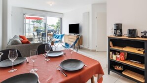Interior - Les Villas du Men Du by Interhome (Carnac)