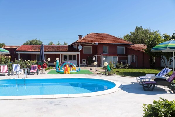 Alberca al aire libre 