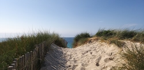 Neues Haus in der Nähe des schönen Strandes von Les Amiets