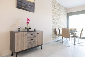 2 bedrooms, in-room safe, iron/ironing board, free WiFi - AEONIOS LUXURY VILLA (Pitsidia)