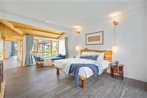 6 chambres, bureau, fer et planche à repasser, accès au Wi-Fi (inclus)