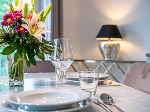 تناول الطعام