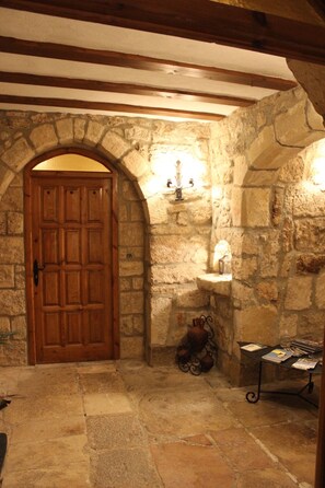 Interior - Lugar Histórico con Encanto en la Ciudad Medieval de Frías (Frías)