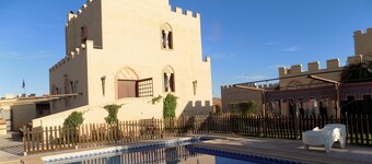 Rural House La Alcazaba | the oak