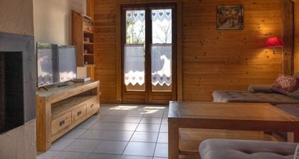Appartement de vacances "L'éterlou" avec vue sur montagne, terrasse privée et Wi-Fi