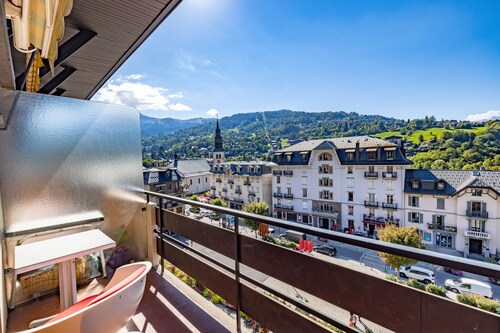 Appartement "Paradiso" avec vue sur les montagnes, balcon et Wi-Fi