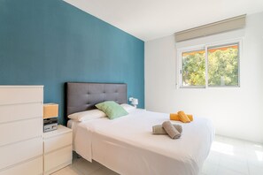 3 habitaciones, tabla de planchar con plancha y wifi gratis