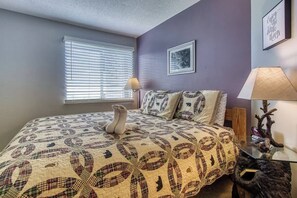 Unclassified image, 2 of 54, button