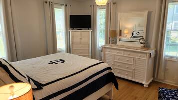 3 slaapkamers, een strijkplank/strijkijzer, reisbedje, gratis wifi