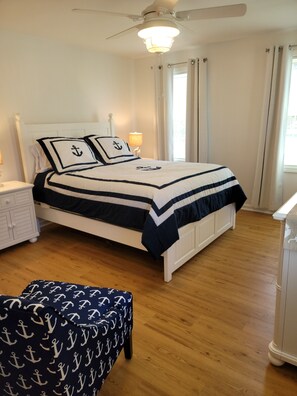 3 bedrooms, iron/ironing board, travel crib, free WiFi