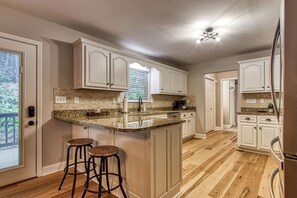 Fridge, microwave, dishwasher, coffee/tea maker