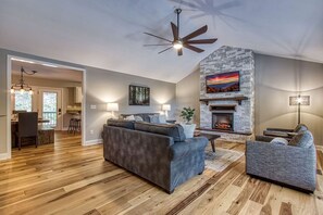 Smart TV, fireplace, video games