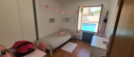 5 quartos, berço de viagem, Wi-Fi