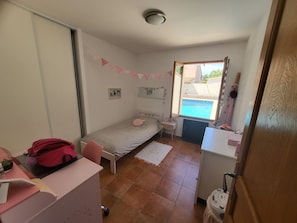 4 chambres, lit parapluie, Wi-Fi