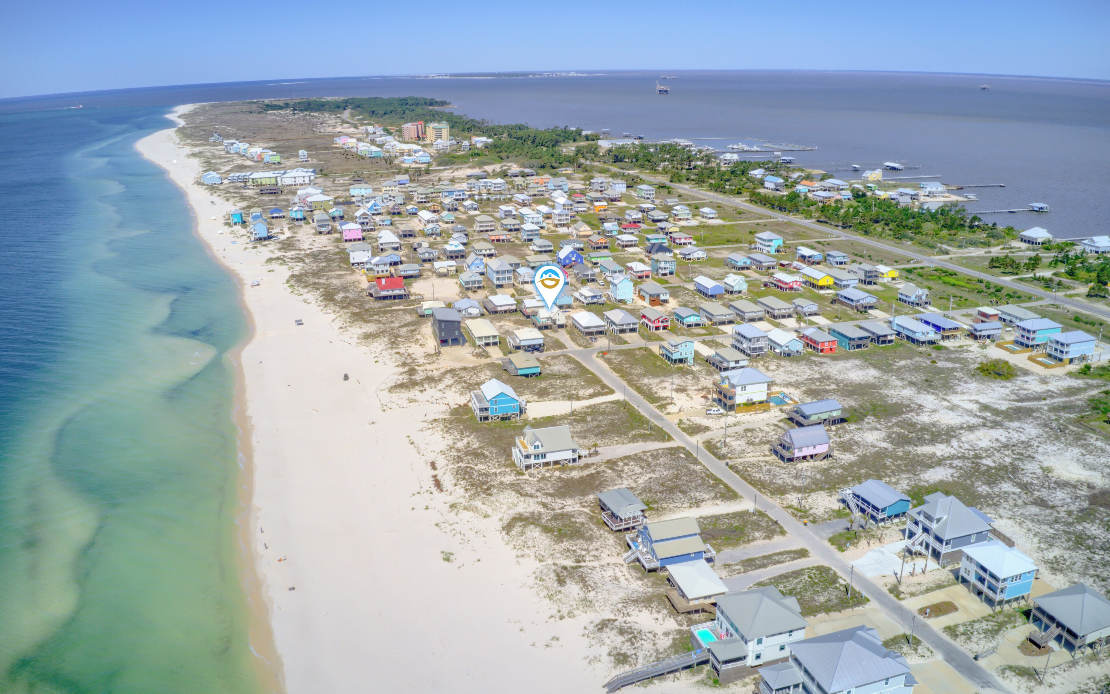 En la playa, sillas reclinables de playa