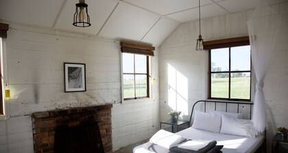 Historic Shearers Quarters @ Beautiful Mount William Station