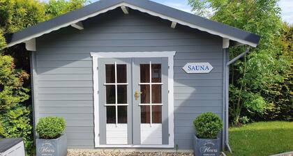 Komfortables Ferienhaus mit Sauna in Neßmersiel
1 Min. bis zum Indoorspielplatz