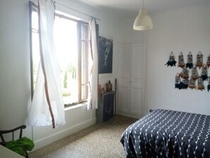 2 bedrooms, free WiFi