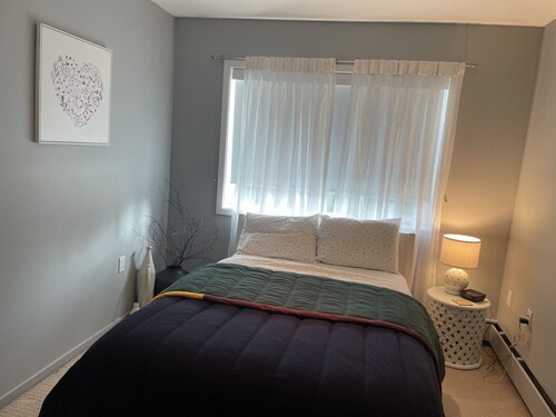 Forget your worries in this spacious and serene space!!