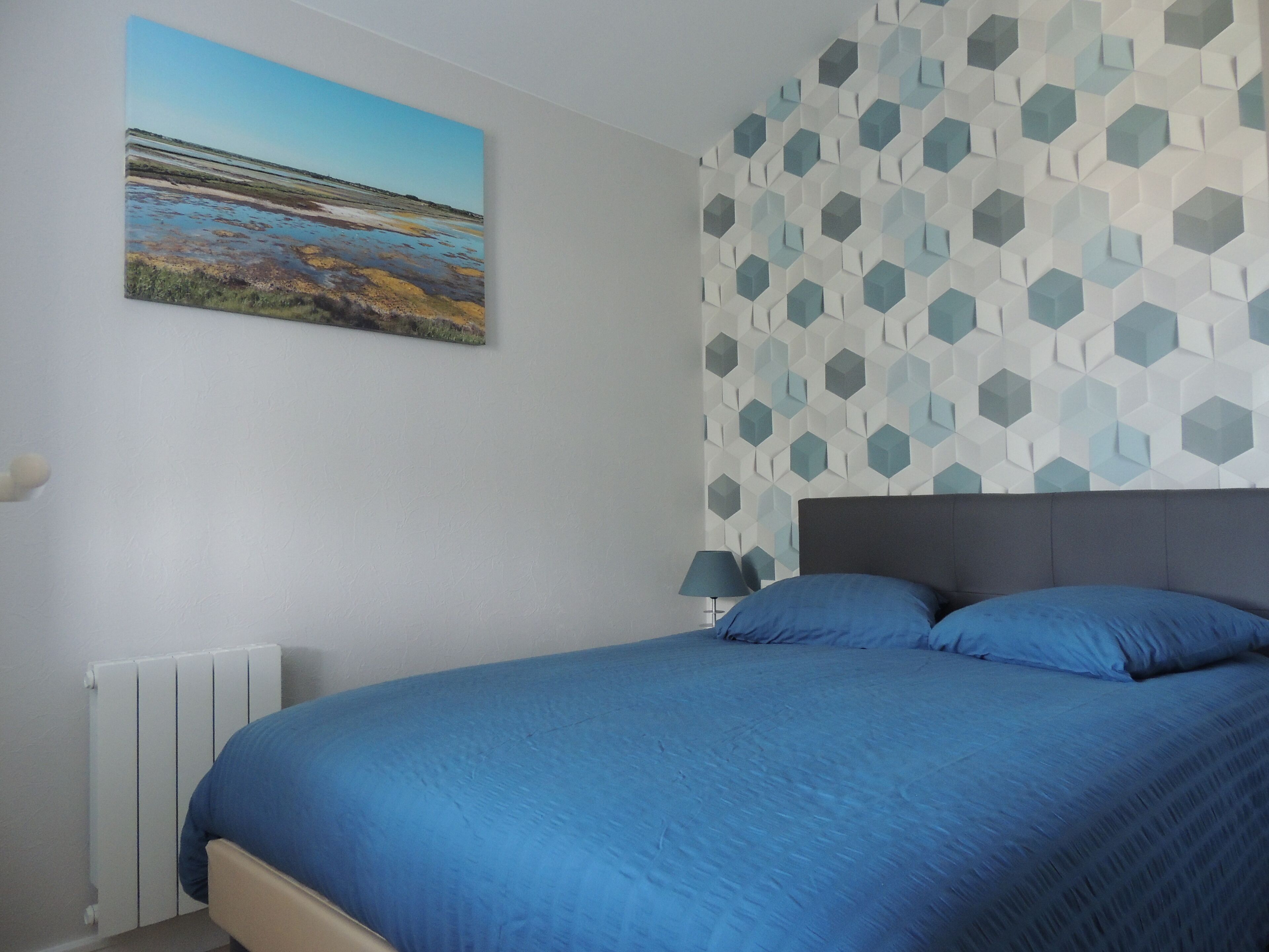 2 chambres, fer et planche à repasser, Wi-Fi gratuit, draps fournis