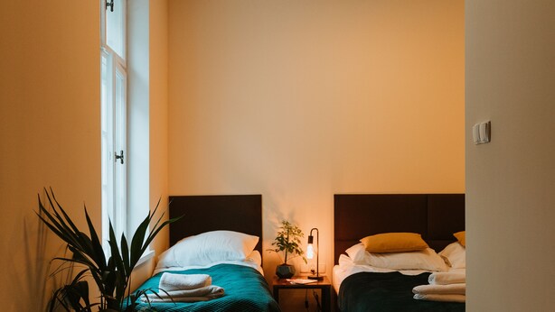Tremannsrom – classic | Skrivebord, lydisolert og wi-fi (inkludert)