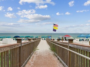Beach Access - Beach Colony West #2C | Beachfront Balcony, Luxury Finishes, & Top-Notch Ameniti (Perdido Key)