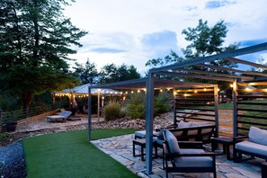 Terrace/patio - Serenity Ridge Cabin D: Hideaway + Hot Tub (Mill Spring)