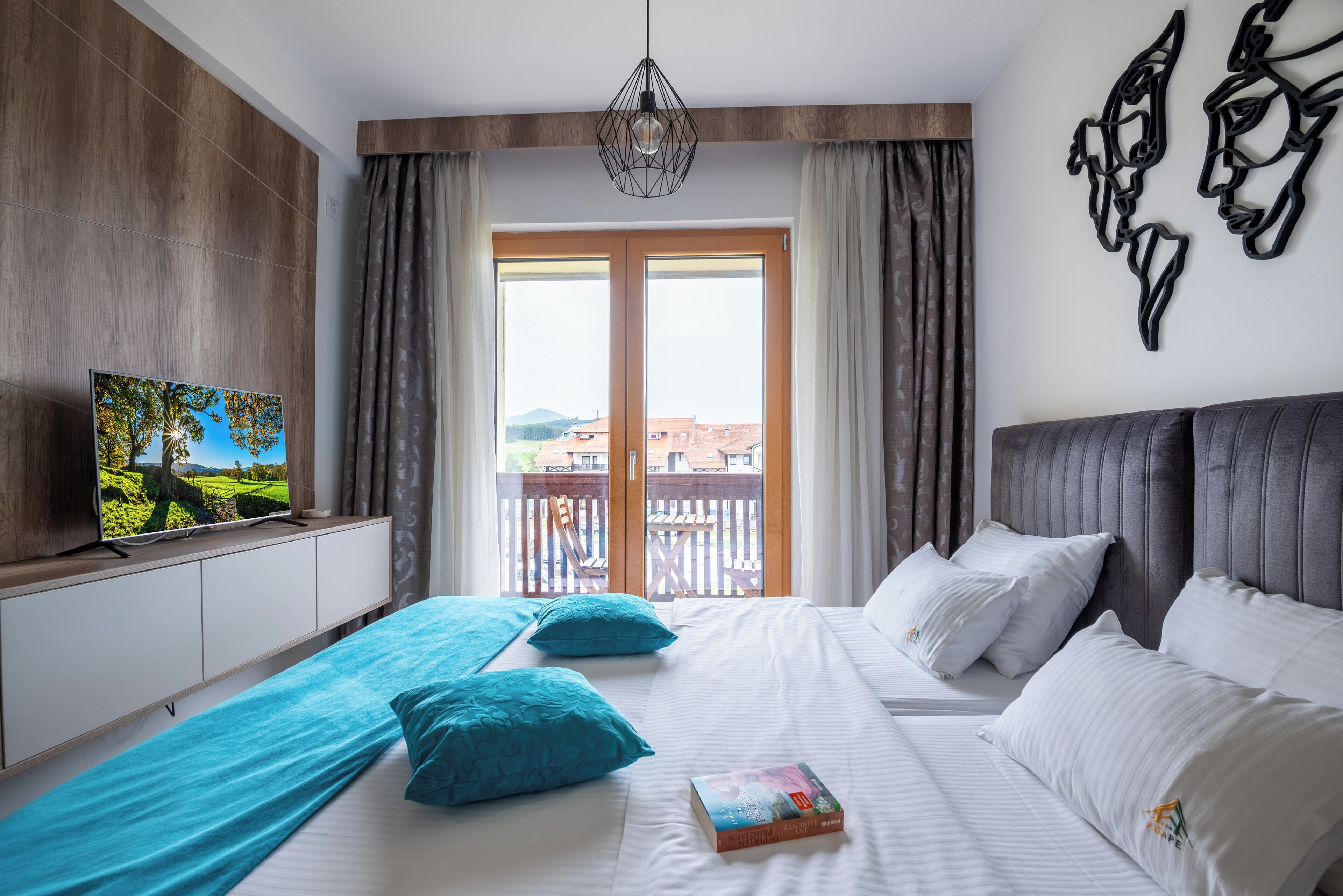 Minibar, in-room safe, blackout curtains, free WiFi