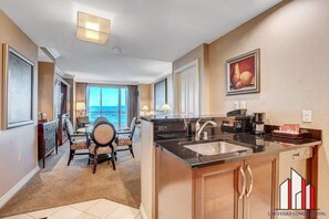 Interior - MGM Signature-37-814 1Br 2Ba F1 Pits View Balcony (Las Vegas)