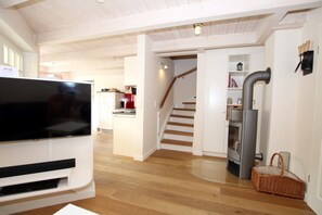 Interior - 5-star vacation home with approx. 80 sqm living space on the ground and upper floor (Wyk auf Föhr)
