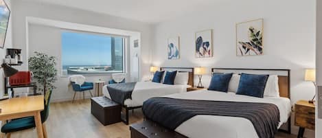 Desk, iron/ironing board, WiFi, bed sheets
