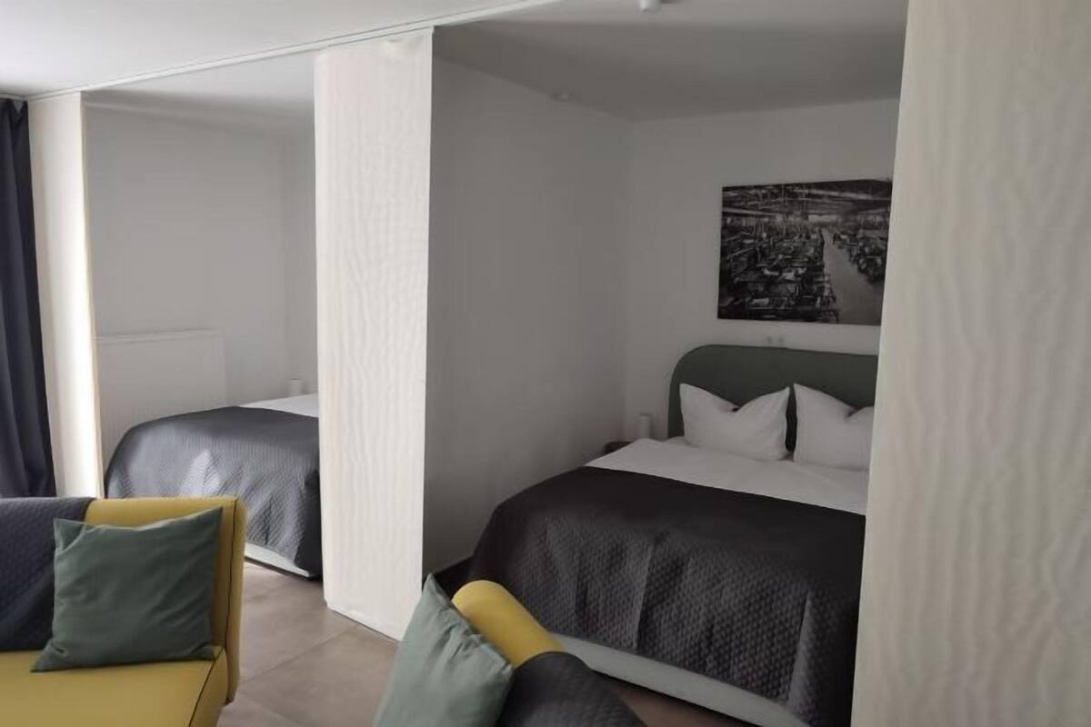 Internet, bed sheets