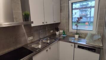 Internet, bed sheets