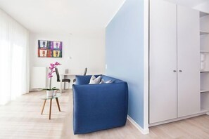 Internet, bed sheets - Spreepolis Boardinghouse (Berlin-Oberschöneweide)