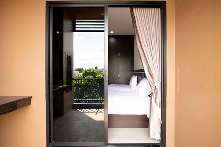 Thip Thip Hotel - view 2