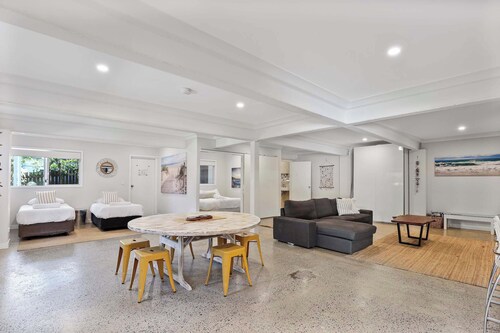 Beautiful ground floor unit in Central Point Lookout