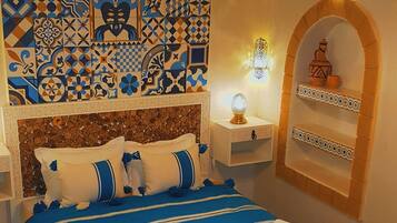 4 bedrooms, WiFi, bed sheets