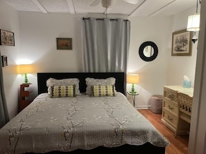 2 habitaciones, escritorio, wifi gratis y ropa de cama