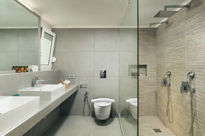 Hair dryer, bidet, towels, soap - Heated pool & Sauna (Στάλος)