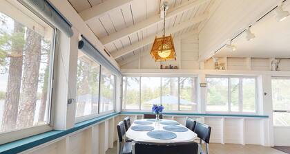 Secluded bayfront cottage with private beach, grill, & bay views