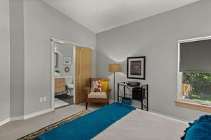 2 多间卧室、熨斗/熨衣板、WiFi、床单