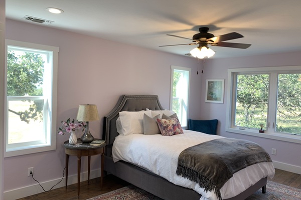 2 bedrooms, desk, free WiFi, bed sheets