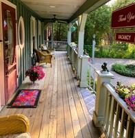 Individually decorated, individually furnished, free WiFi, bed sheets