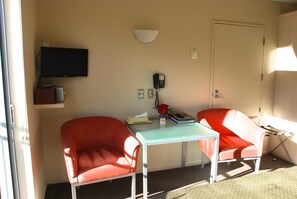 Economy Studio | Living area